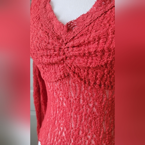 Silence + Noise Urban Outfitters Y2K Sheer Cropp Long Sleeve Top Womens S Red La - Picture 7 of 11